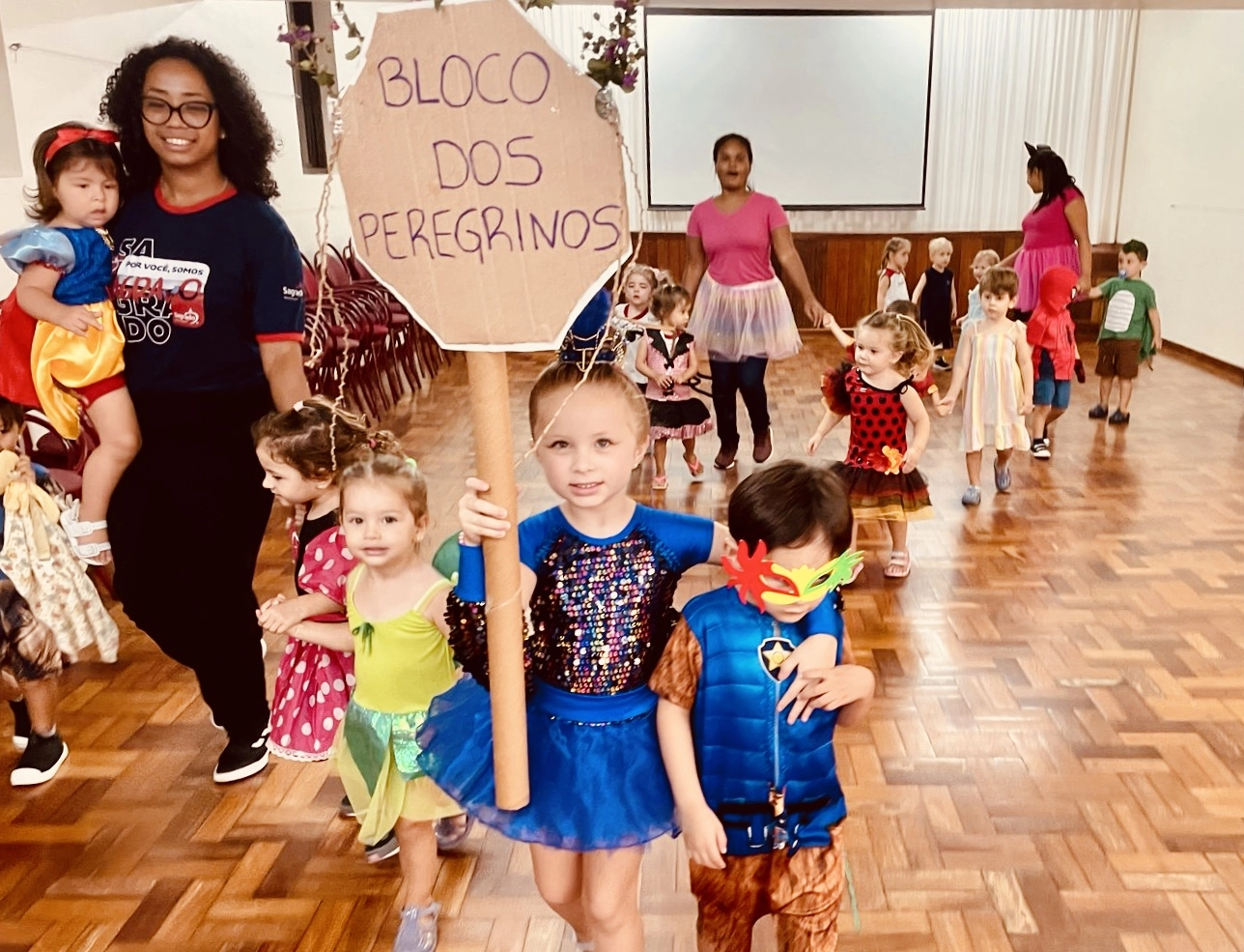 Carnaval 2025: Escola de Educação Infantil Lar do Bebê - Pupileira celebra o "Bloco dos Pequenos Aprendizes" com muita cor, alegria e aprendizado