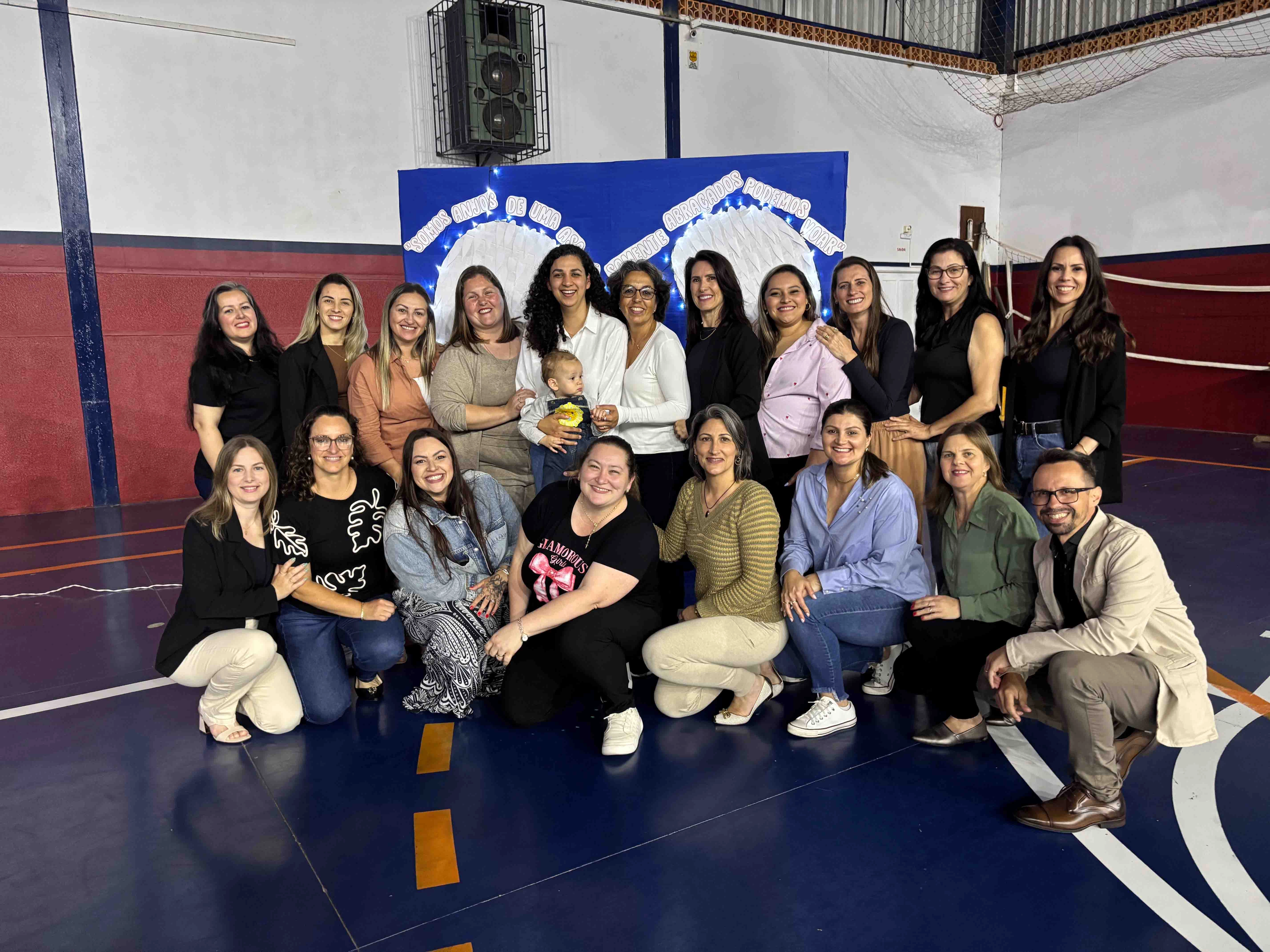 “Educadores semeadores de esperança” celebram o Dia do Educador com noite de gratidão e alegria 