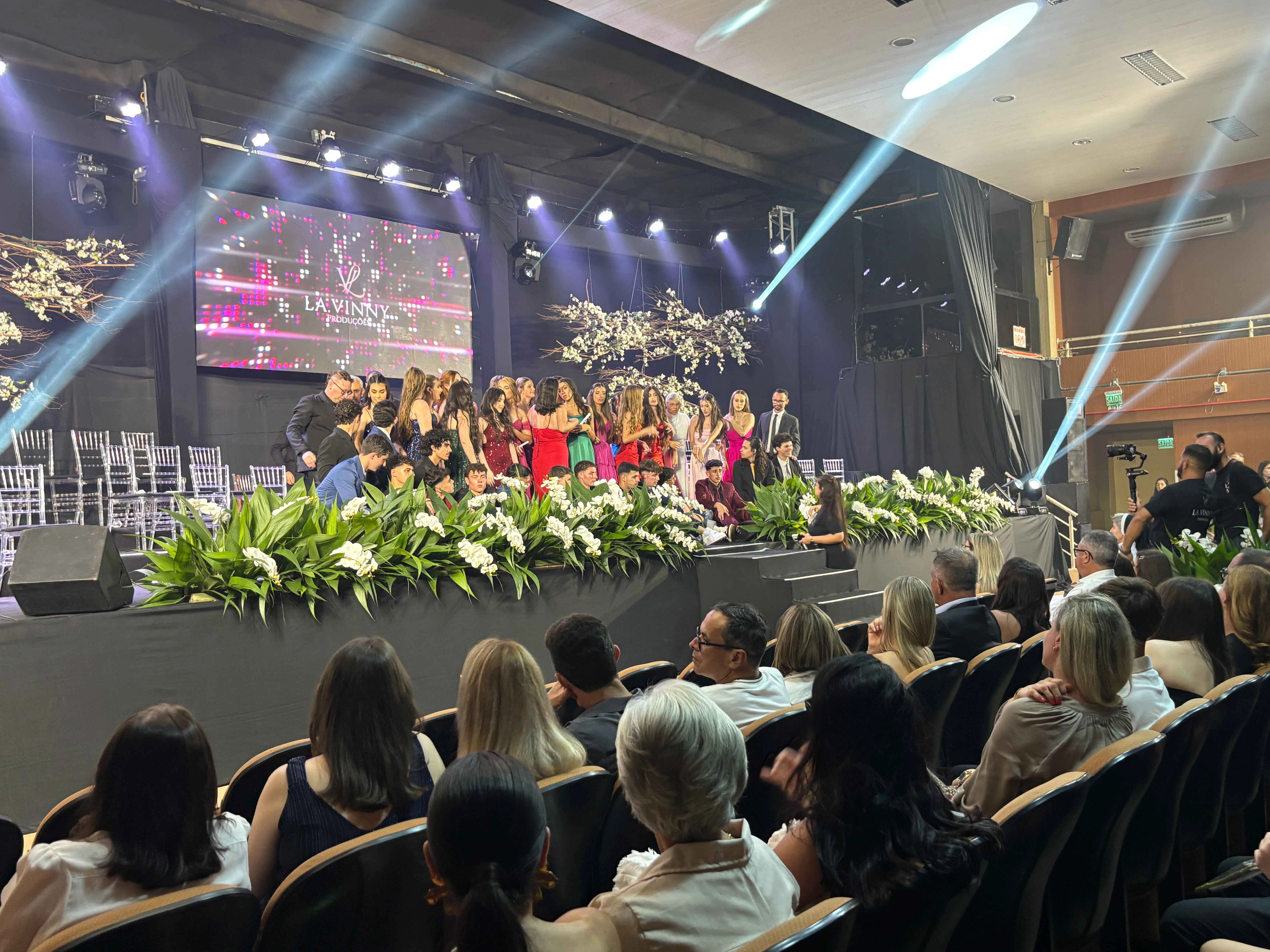 Cerimônia de Conclusão do Ensino Médio 2025 celebra trajetória formativa e fortalece os valores da Escola de Educação Básica São Domingos