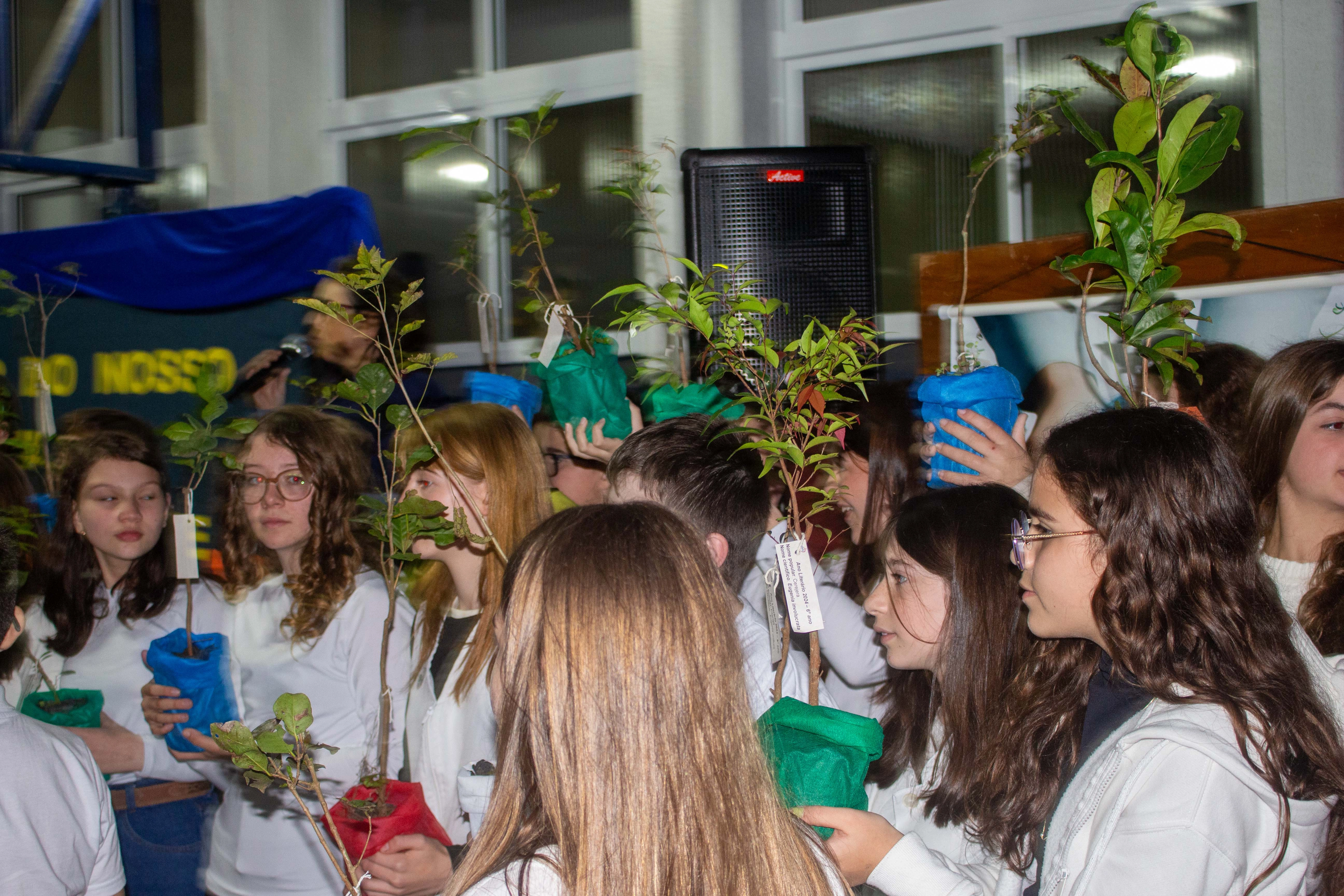 Ano Literário: educandos da Escola de Educação Básica São Domingos unem Arte, Ciência e Literatura em defesa do planeta