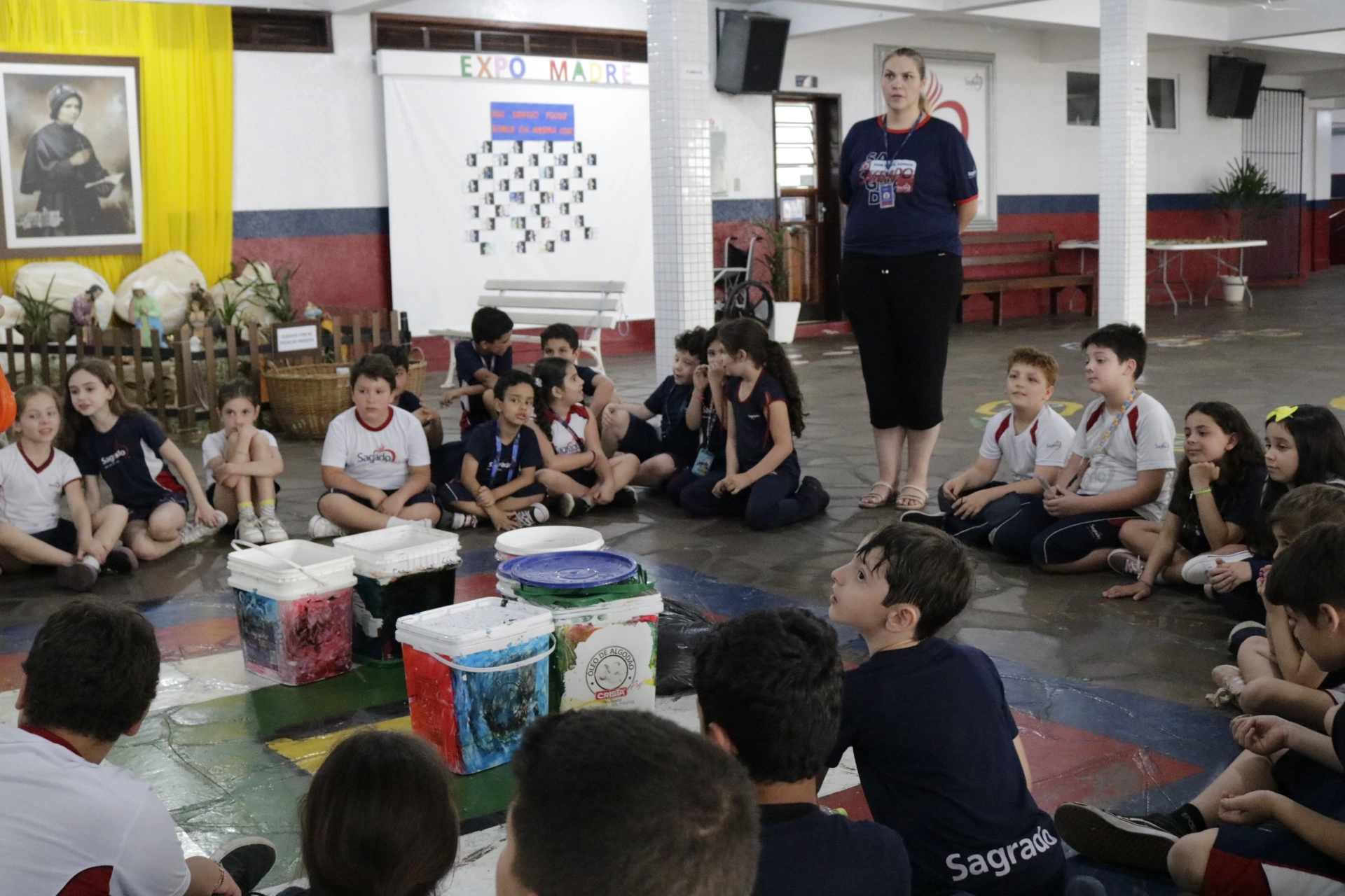 Projeto Minhocas: "Os super-heróis do solo!"