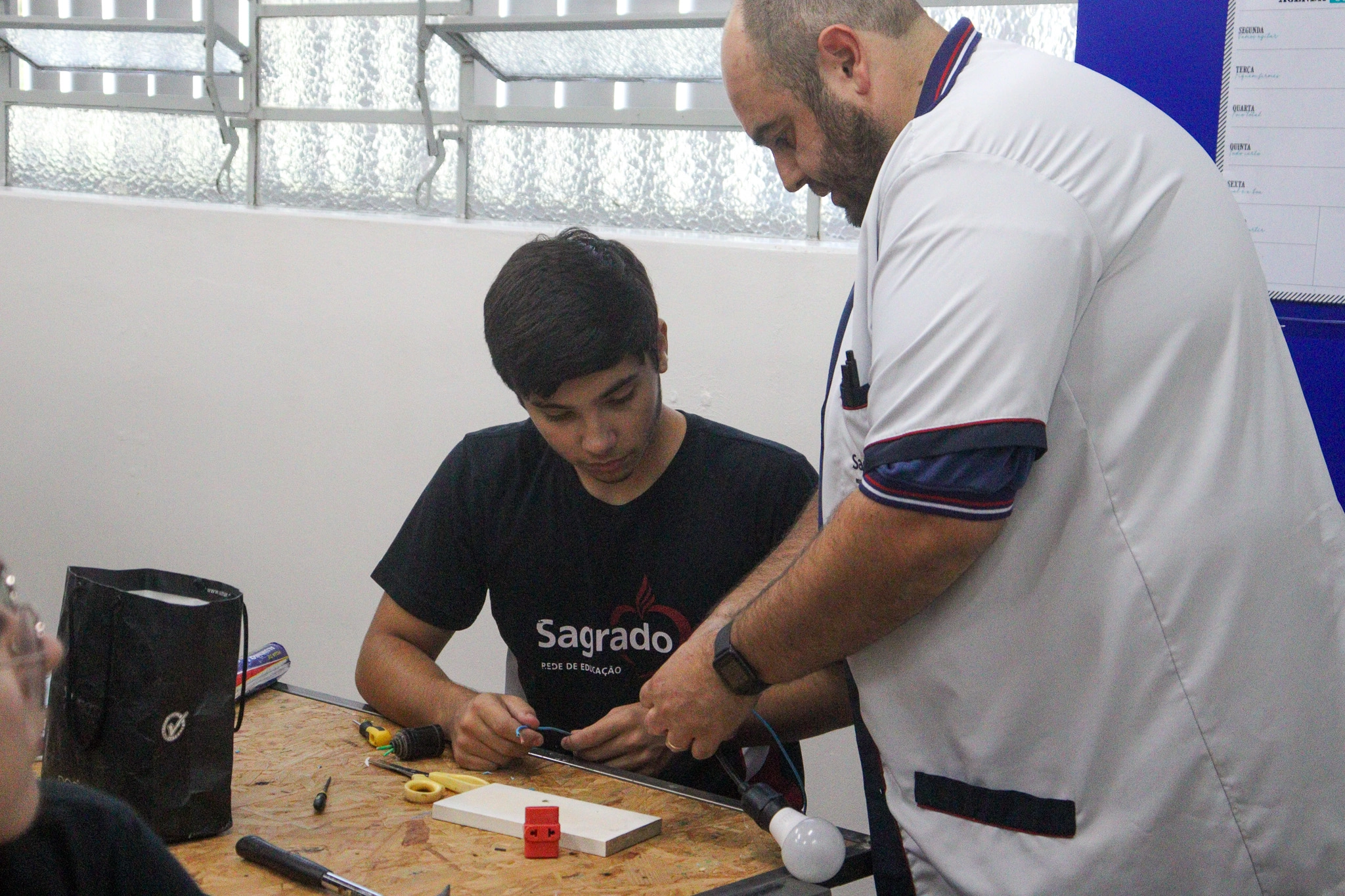 Jovens cientistas em ação!