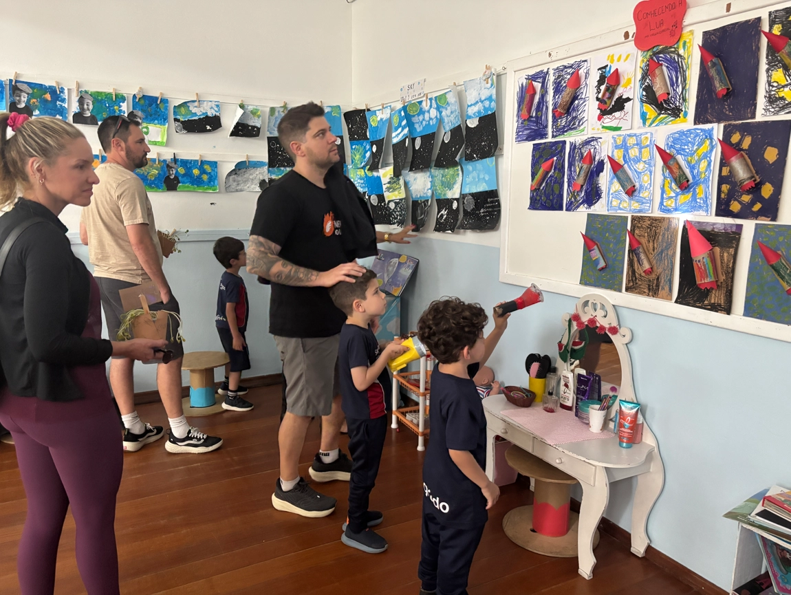 Mostra de Trabalhos da Educação Infantil destaca processos, descobertas e experiências sensoriais na Escola de Educação Básica São Domingos