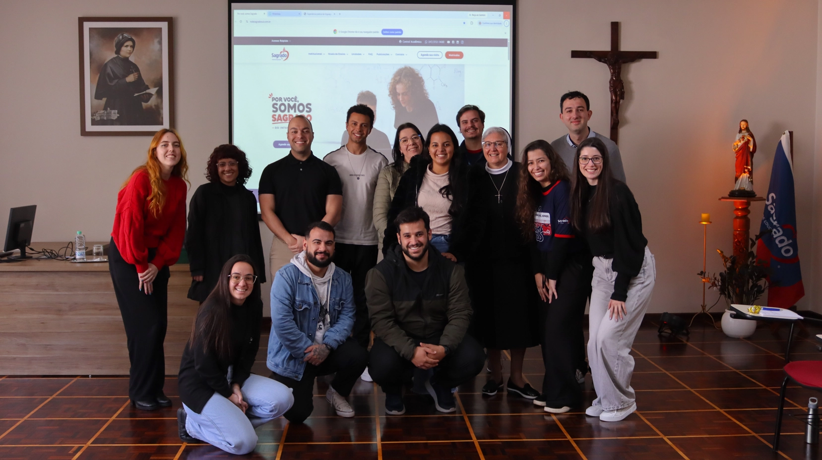Serviço de Comunicação da Escola de Educação Básica São Domingos participa de formação em Curitiba/PR