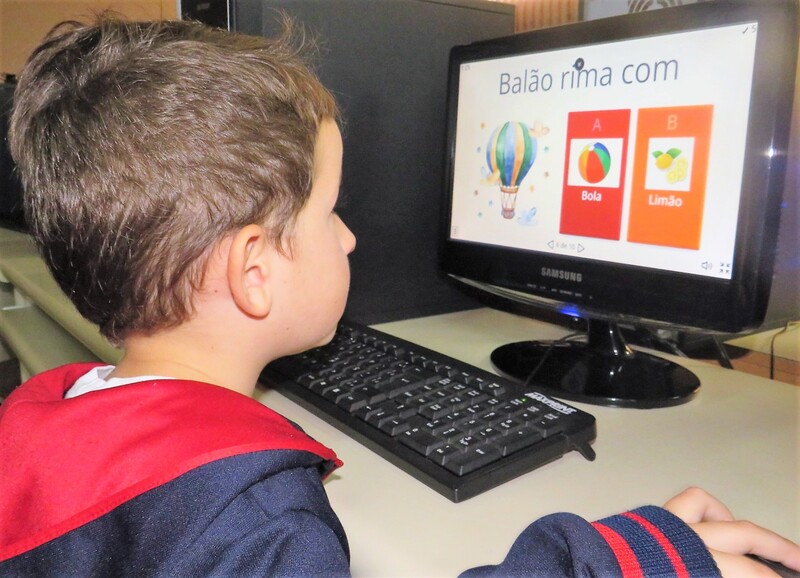 Infantil IV explora as rimas durante atividades diferenciadas que tornam as crianças protagonistas no processo de aprendizagem