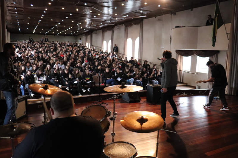 Aulão de Véspera da UFPR reúne cerca de 400 educandos em Curitiba (PR)