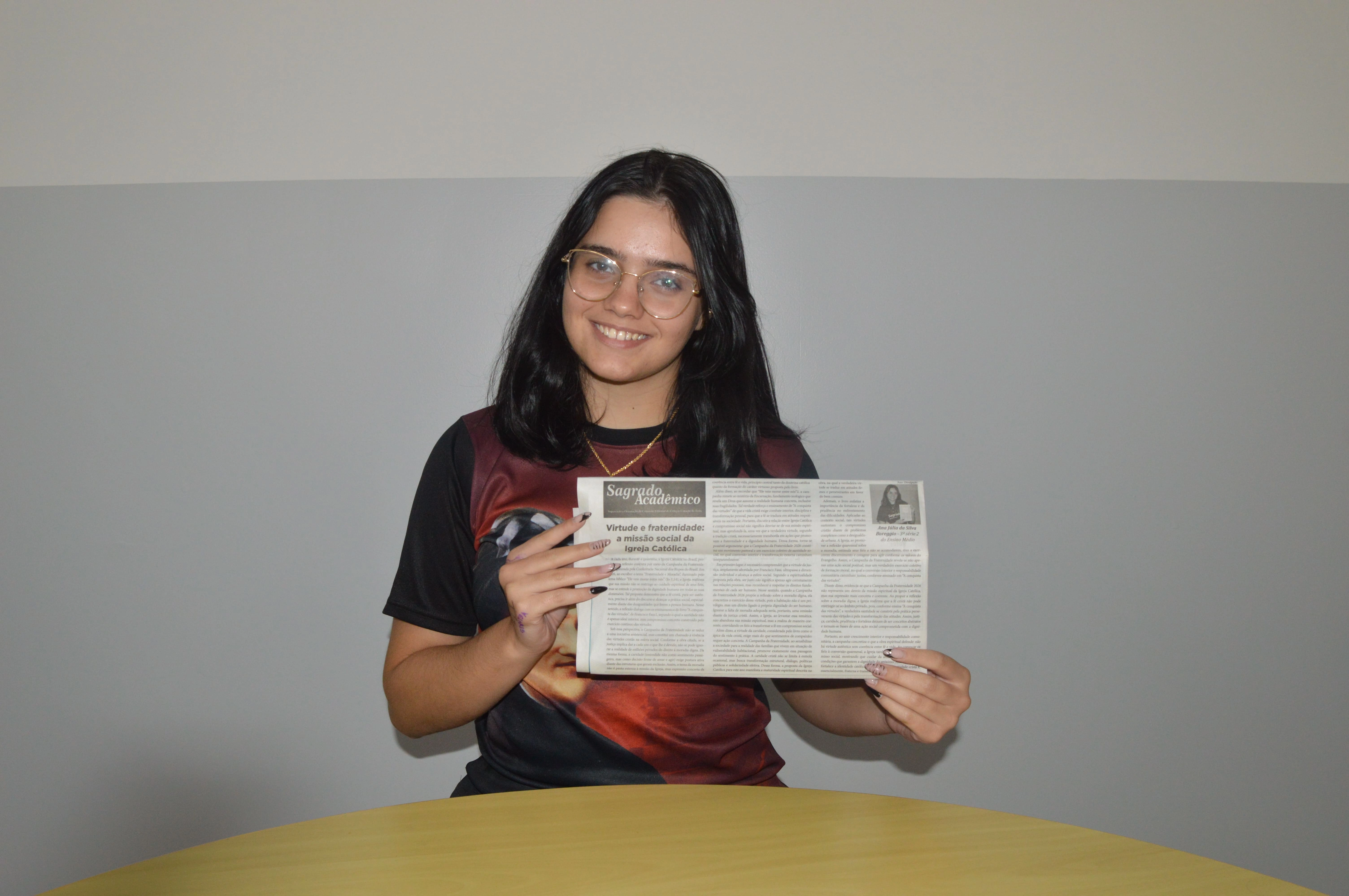 SAGRADO Acadêmico apresenta artigo de Ana Júlia da Silva Boreggio, da 3ª série 2, sobre a missão social da Igreja Católica