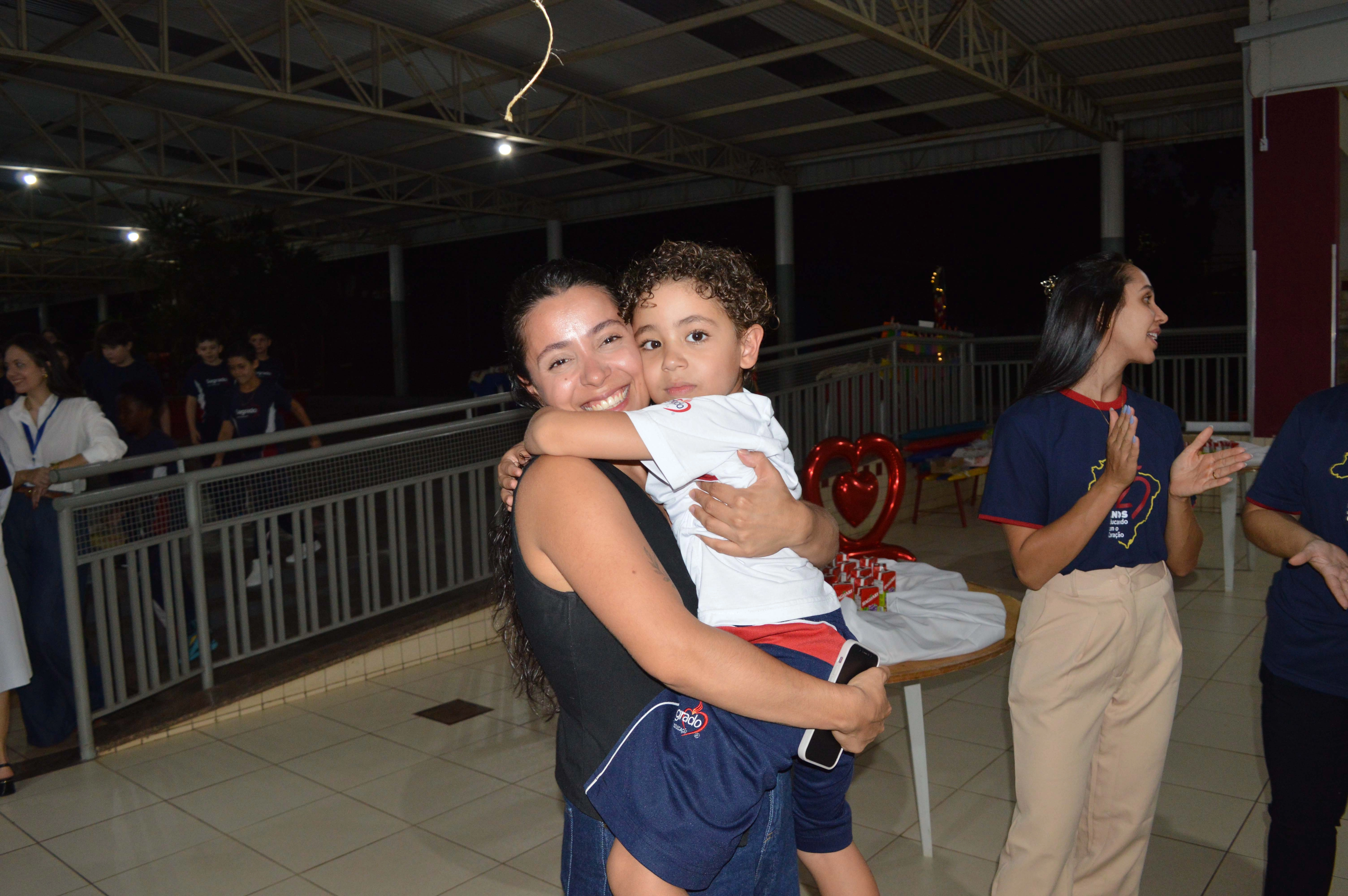 Semana de homenagens celebra o amor de mãe no Colégio Coração de Jesus