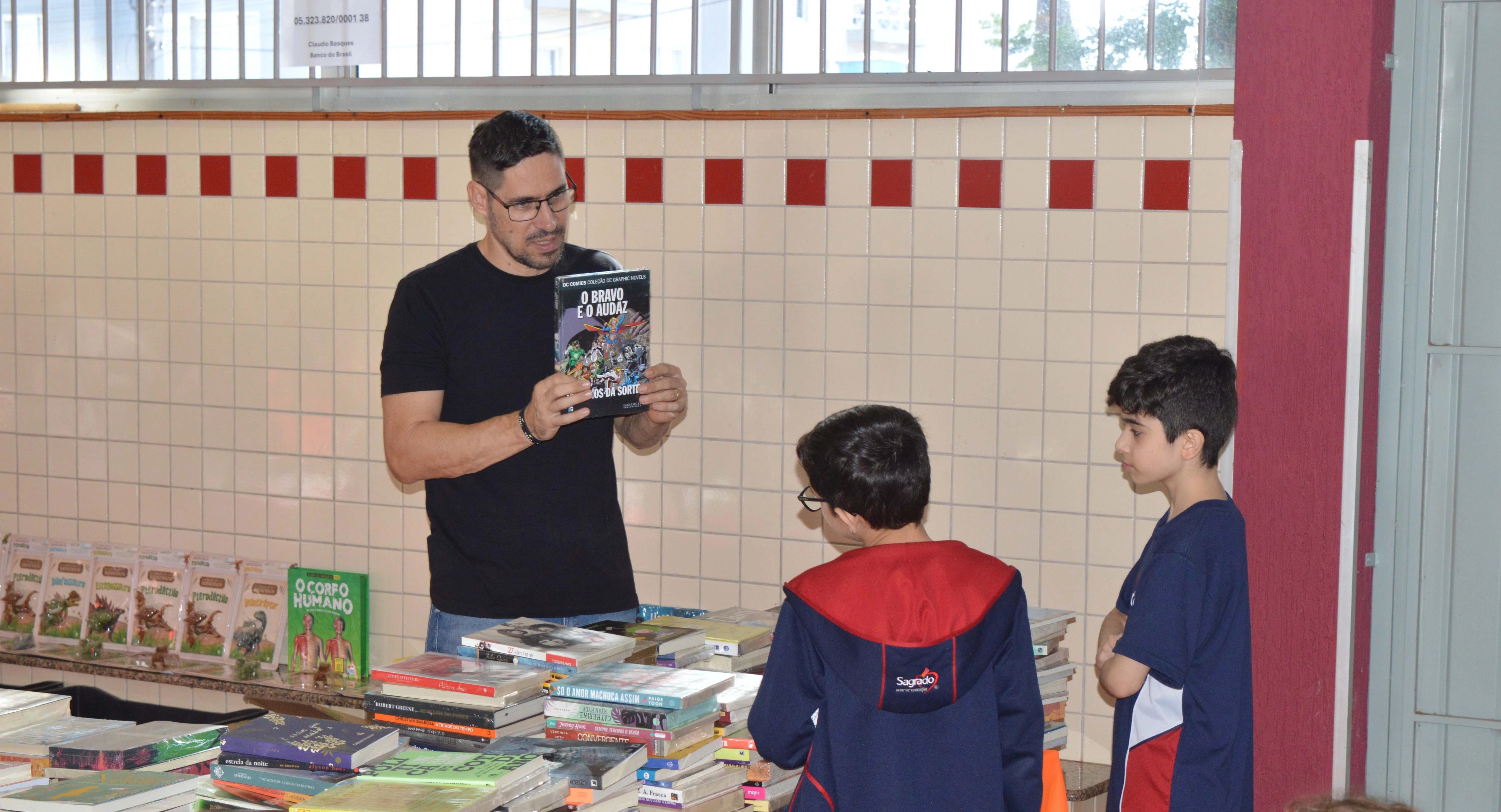 Colégio Coração de Jesus realiza IV Feira Literária