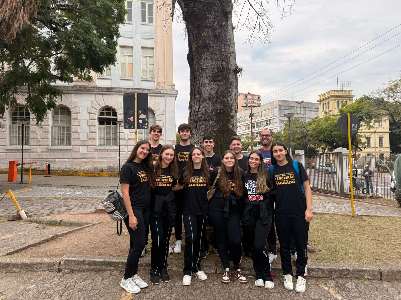 Educandos do Colégio Sagrado Coração de Jesus participam do evento Portas Abertas na UFRGS