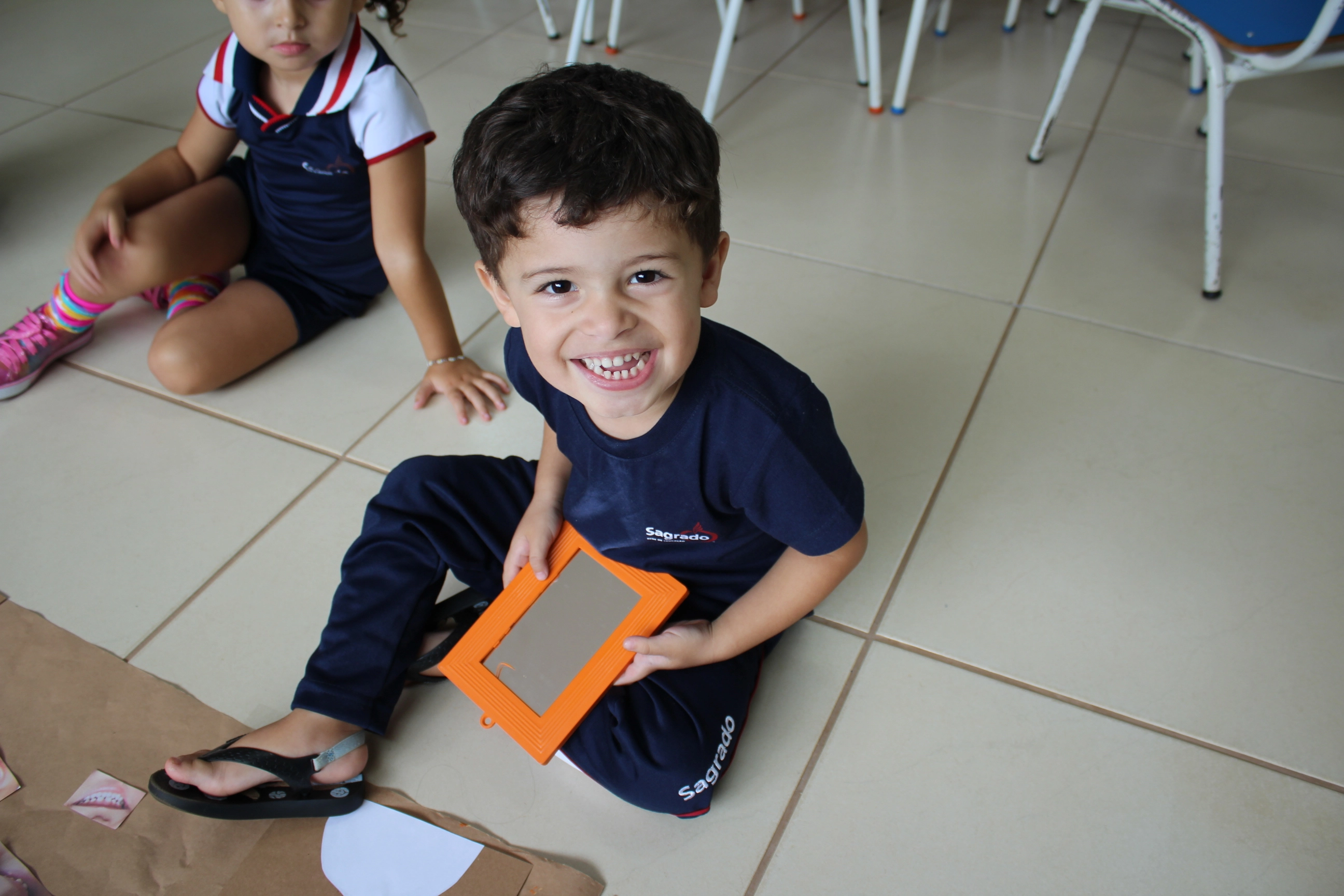 Descobrindo a identidade: as partes do rosto na Educação Infantil