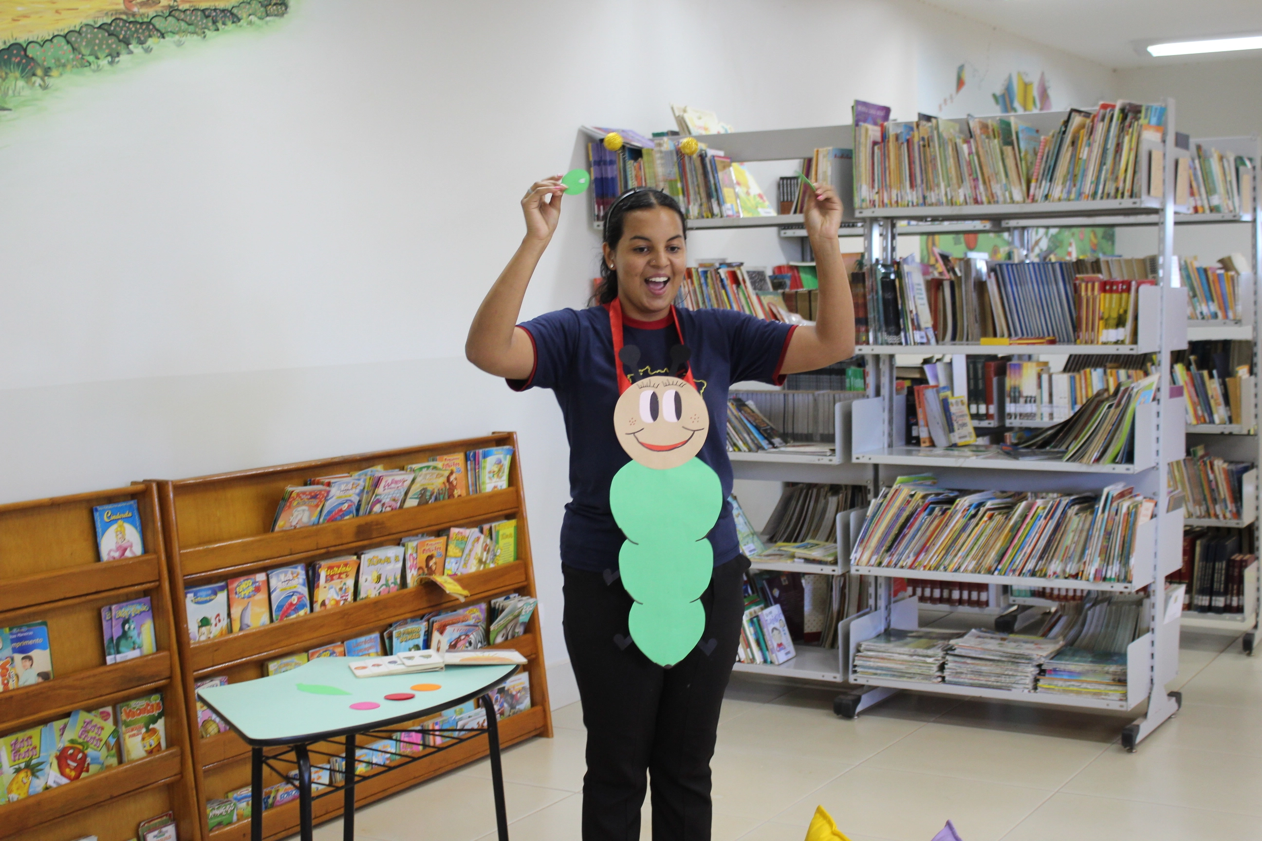 Contação de Histórias encanta crianças da Educação Infantil