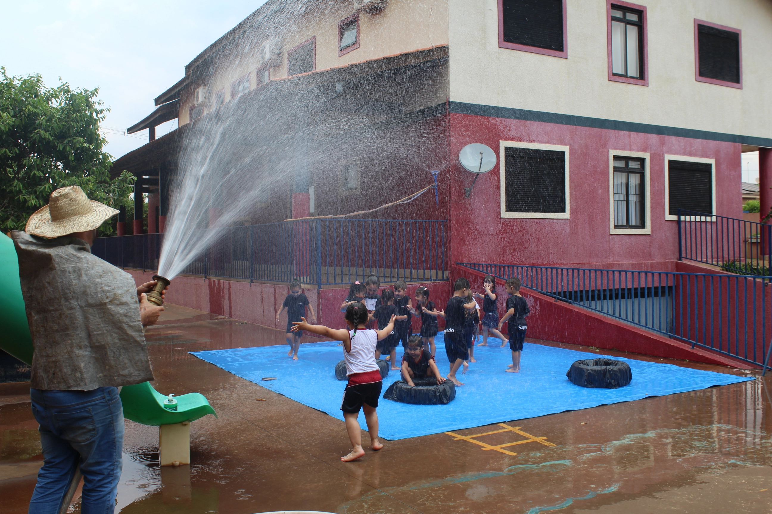 Semana das Crianças promove integração e resgate do brincar