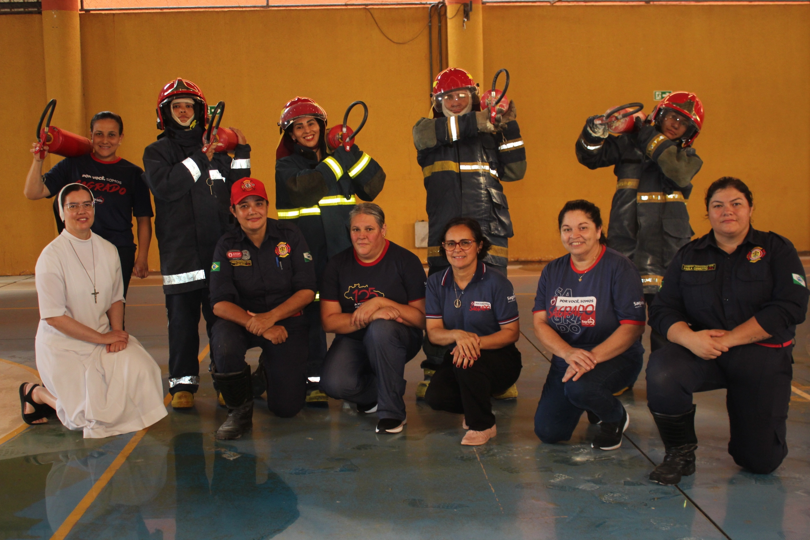 Formação com Bombeiros Civis fortalece a segurança escolar