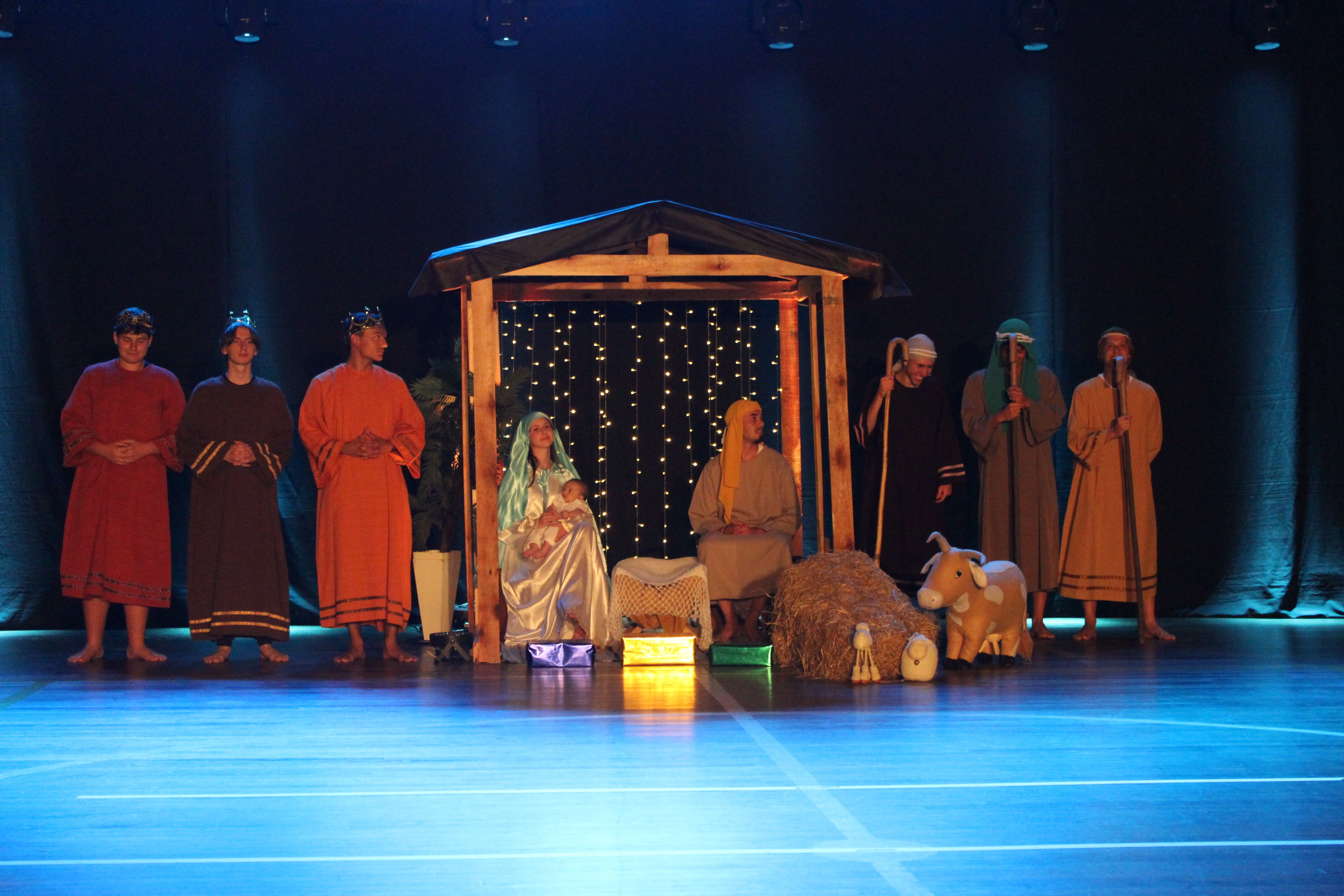 Auto Natalino celebra “Natal, Fonte de Luz e Esperança” e encanta toda a comunidade