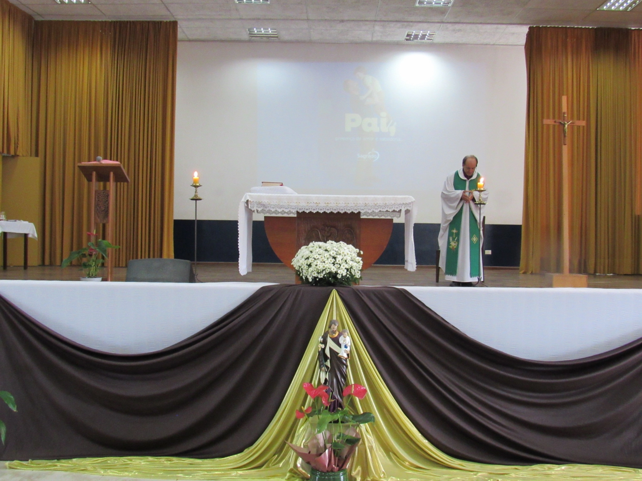 Missa em homenagem ao Dia dos Pais 