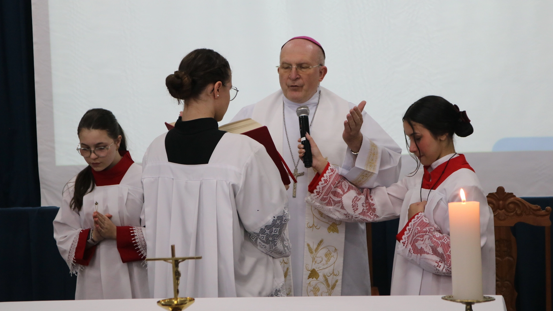 Celebração de Madre Clélia inspira comunidade com mensagem de perdão, paz e misericórdia