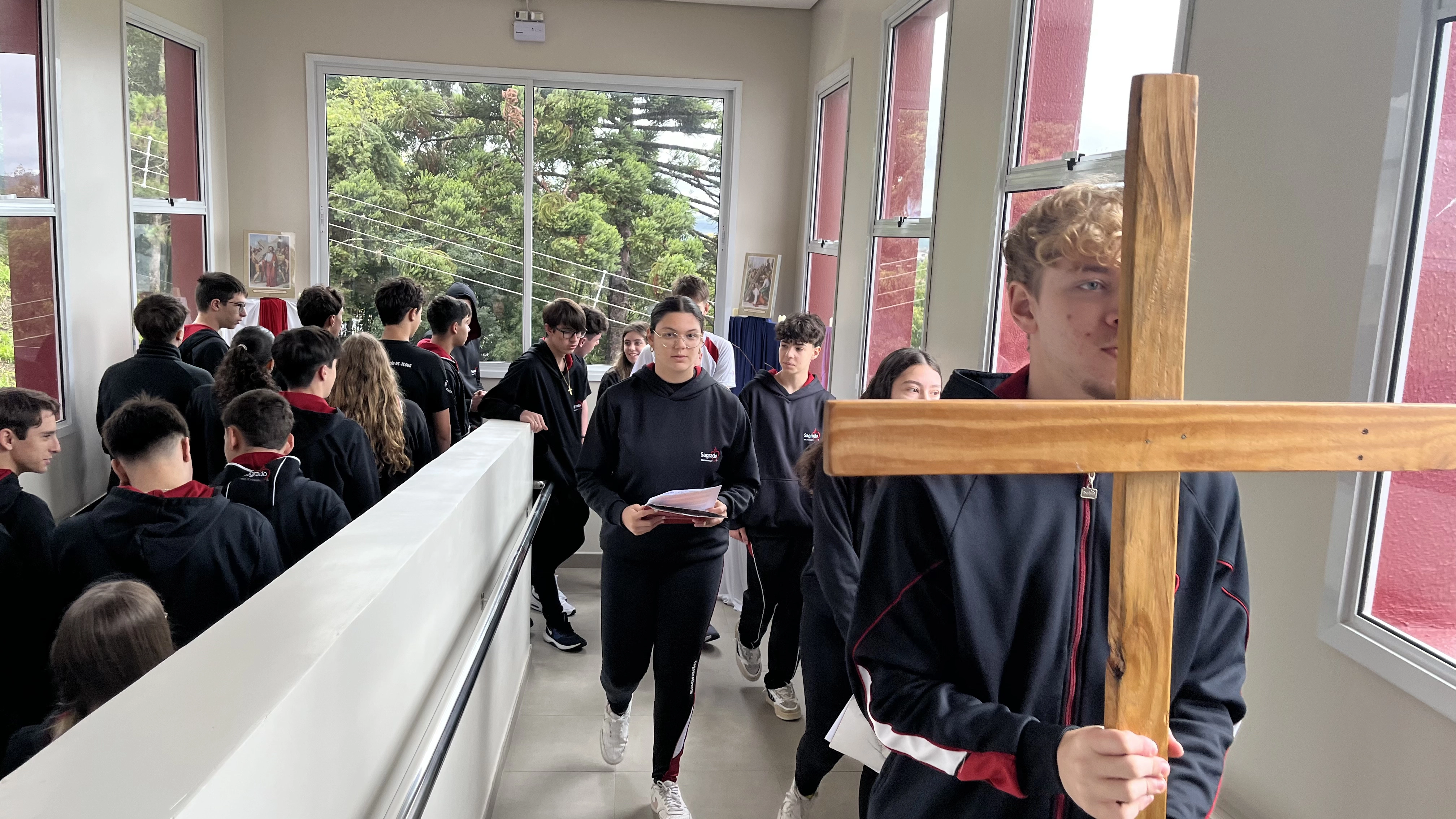 Via Crucis na Unidade Educacional: um itinerário com Jesus