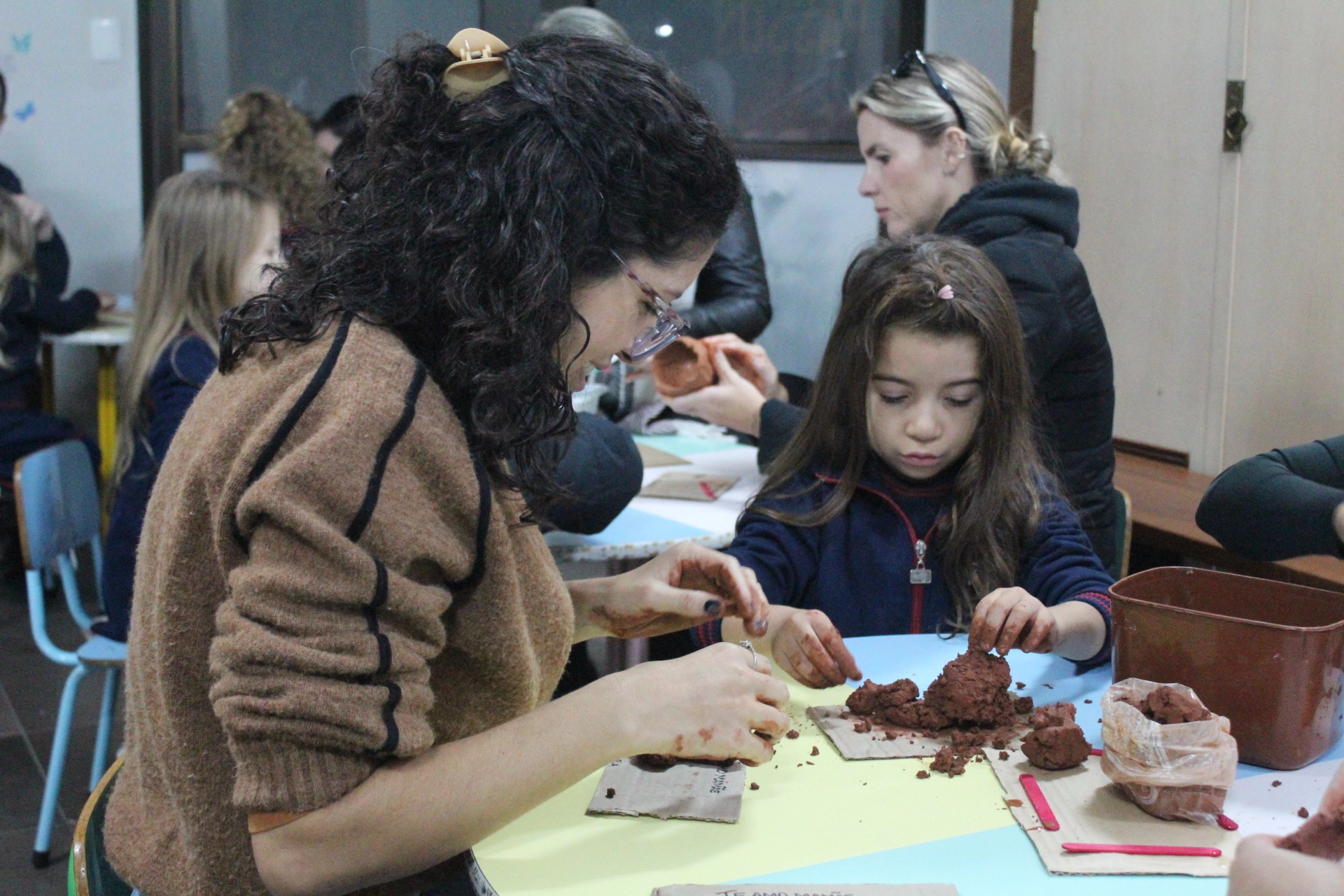 Homenagens de Dia das Mães criam memórias afetivas na Unidade Educacional