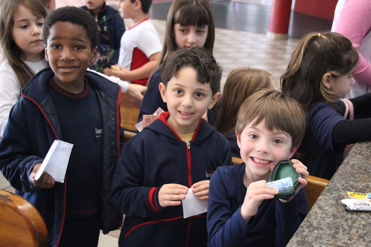 Matemática no dia a dia: educandos do 1º ano fazem uma visita à cantina que virou aprendizado!
