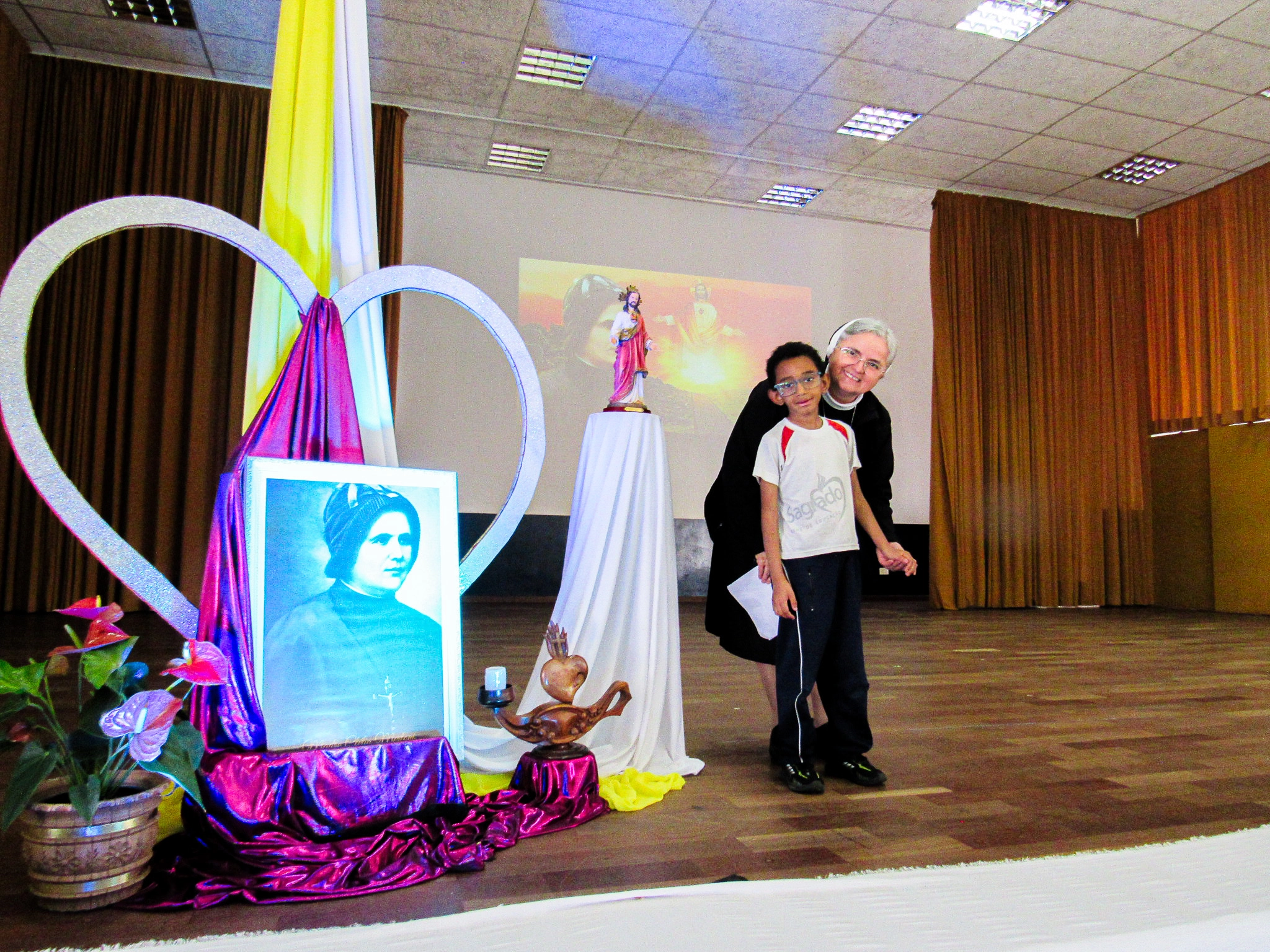 Comunidade Educacional celebra visita de Madre Miriam e Irmã Marinês