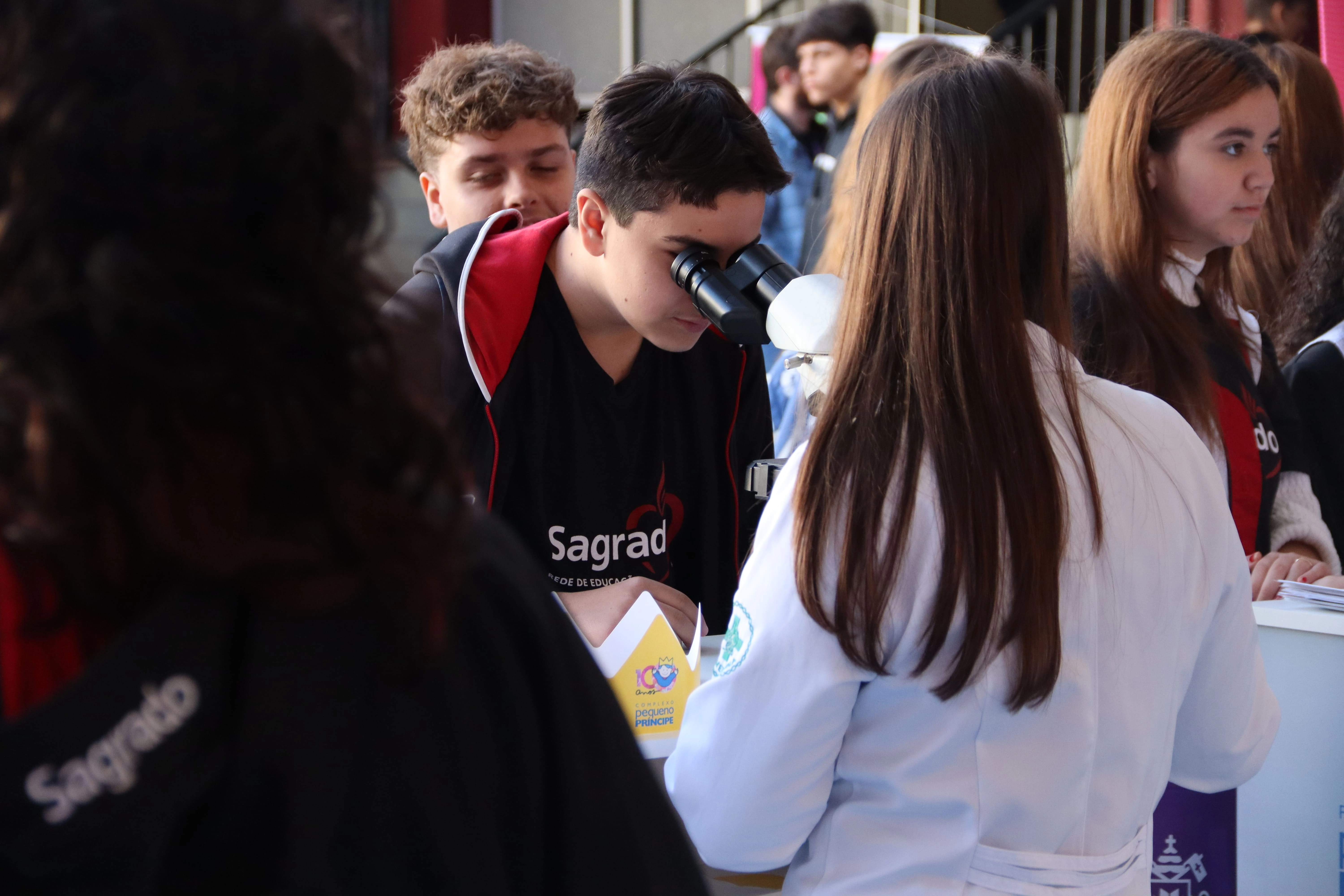 Mostra de Profissões 2025: educandos protagonistas na construção de um futuro de esperança