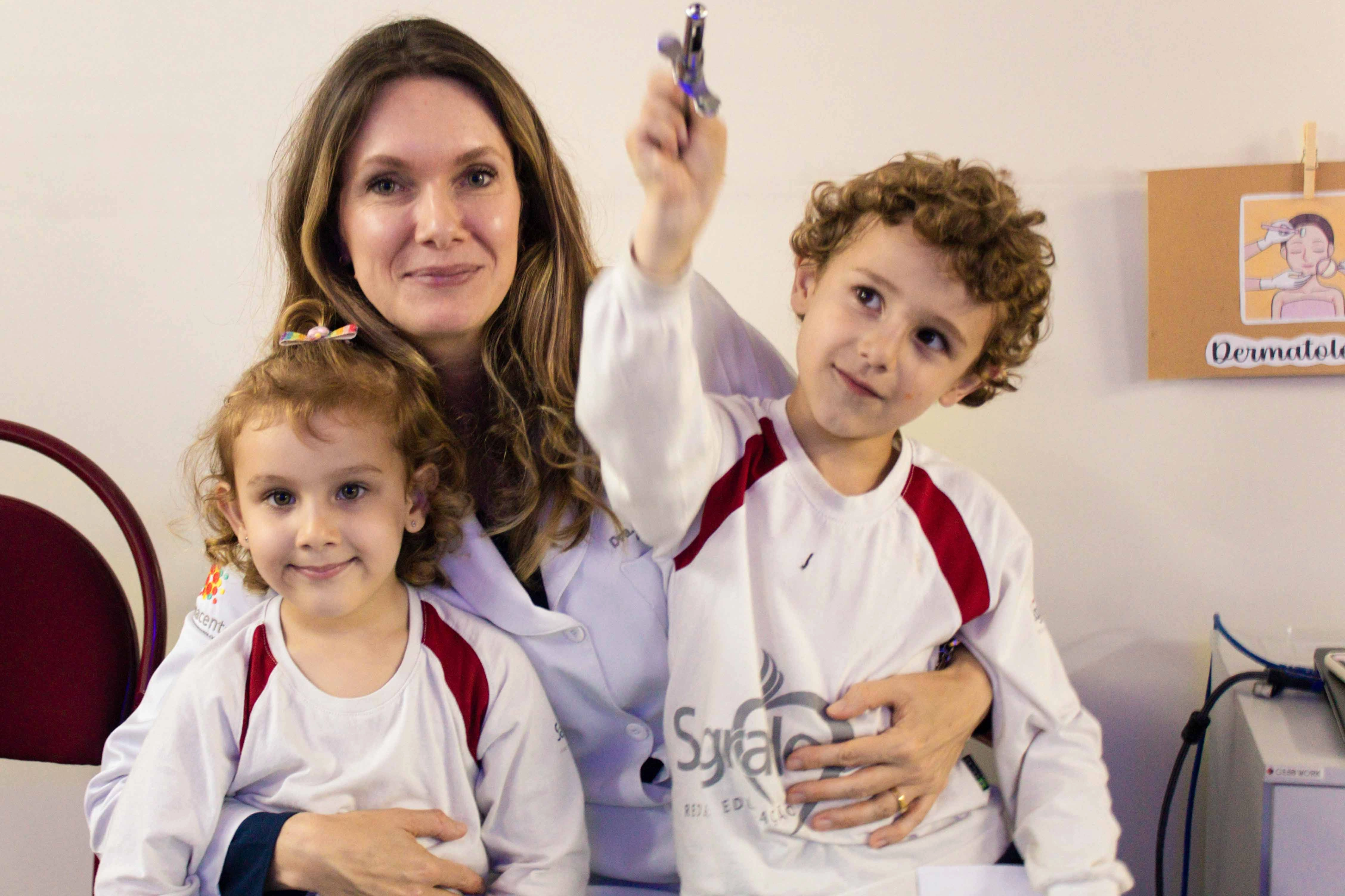 Feira das Profissões encanta a Comunidade Educacional da Escola de Educação Infantil Lar do Bebê - Pupileira