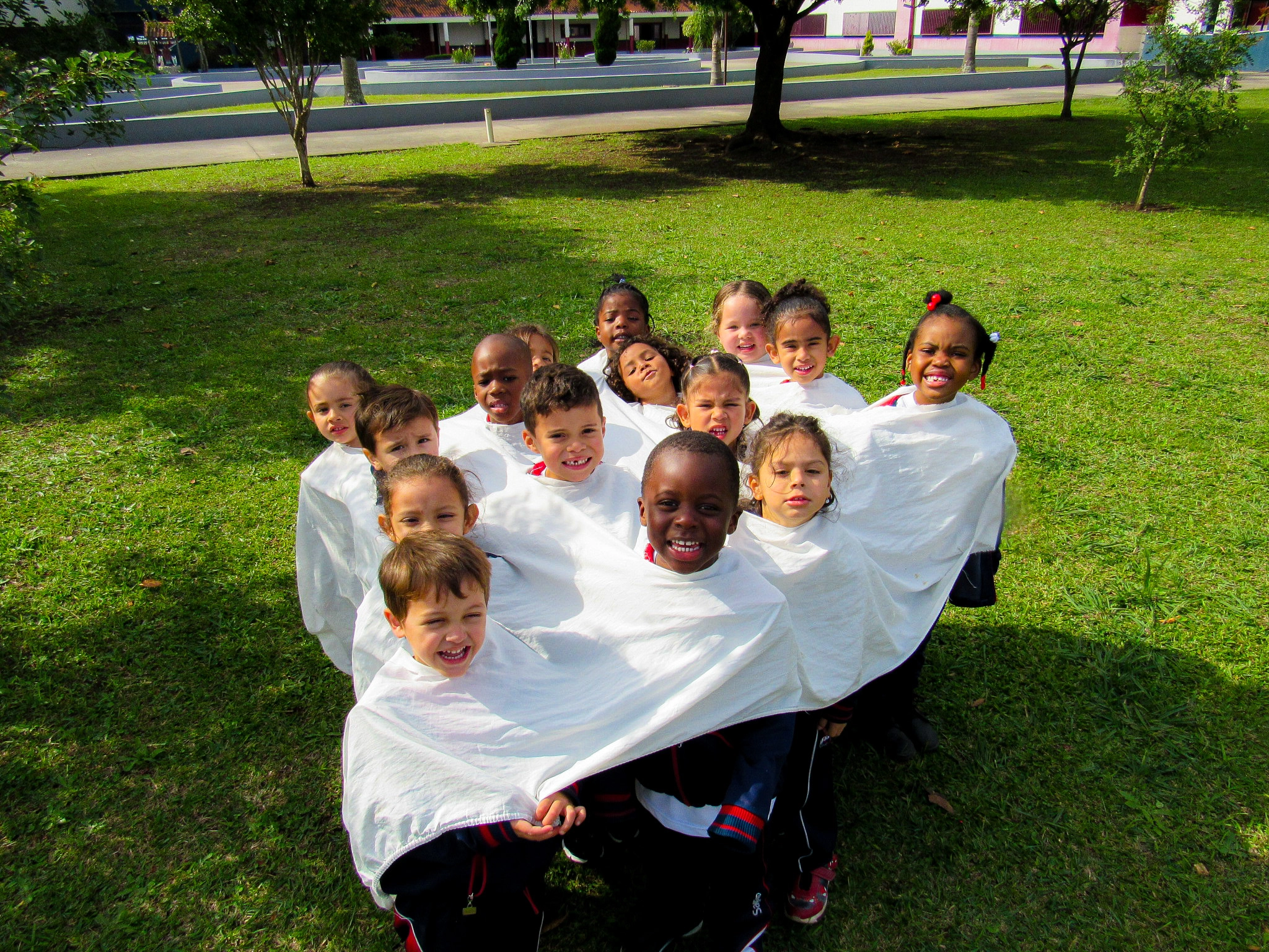  Infantil IV realiza releitura de obra de Lygia Pape