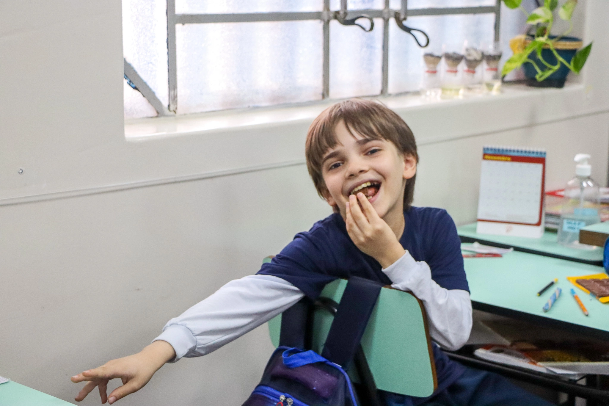 4ºs anos estudam frações utilizando barras de chocolate