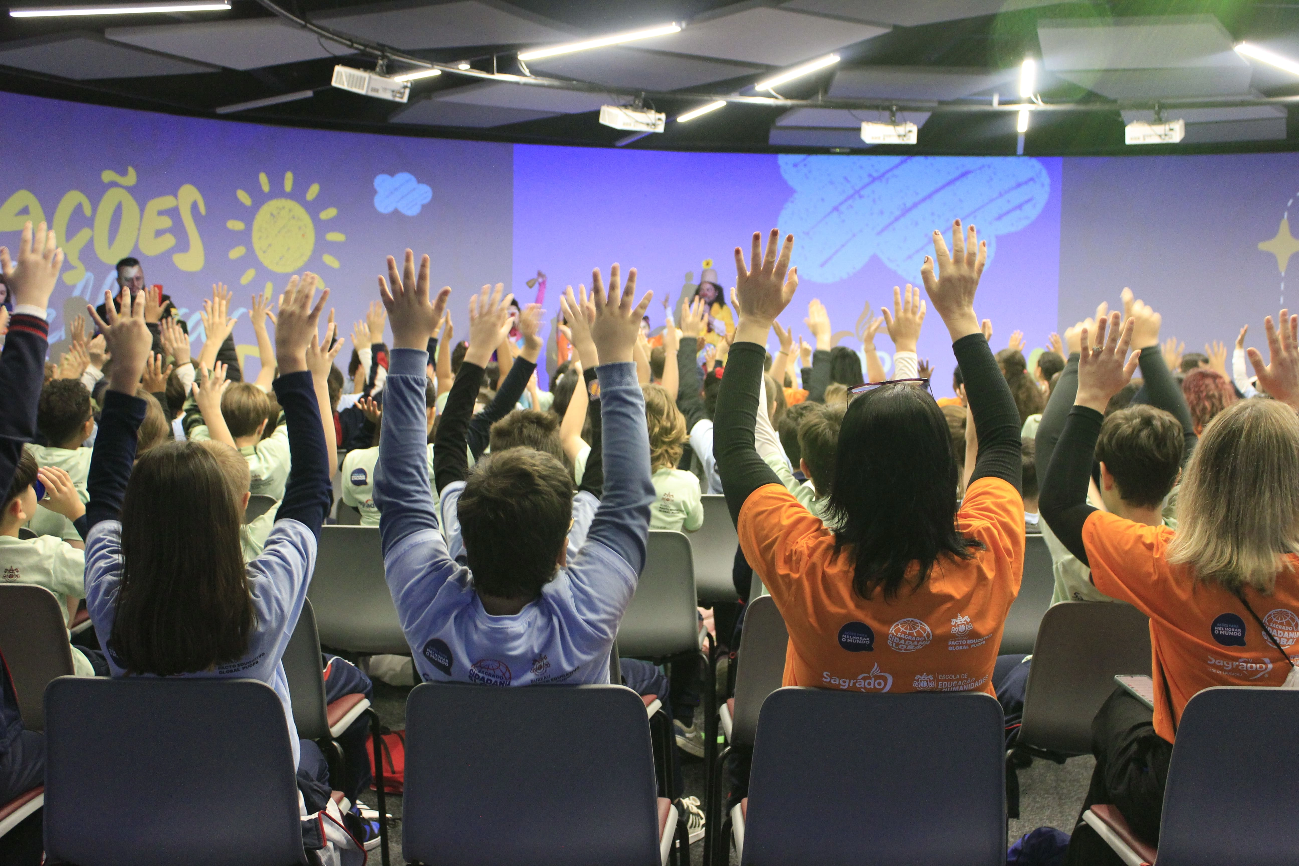 Congresso Infantil Internacional de Criança para Criança: confira como foi o primeiro dia!